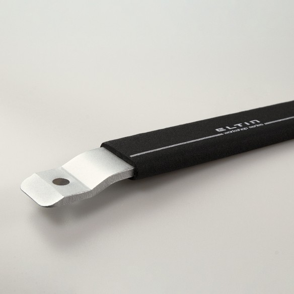 Llave rectificadora de discos con separador de pistones