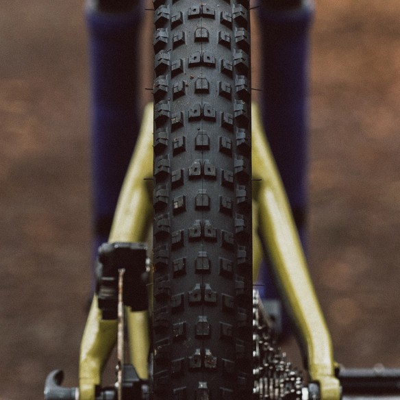 Escape Inter Trail Lite 29x2.4 TLR Black Grip2