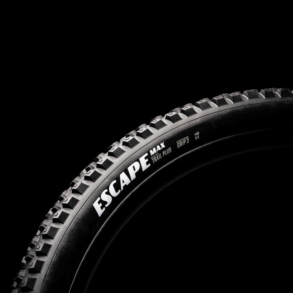 Escape Max Trail Plus 29x2.4 TLR Black Grip2