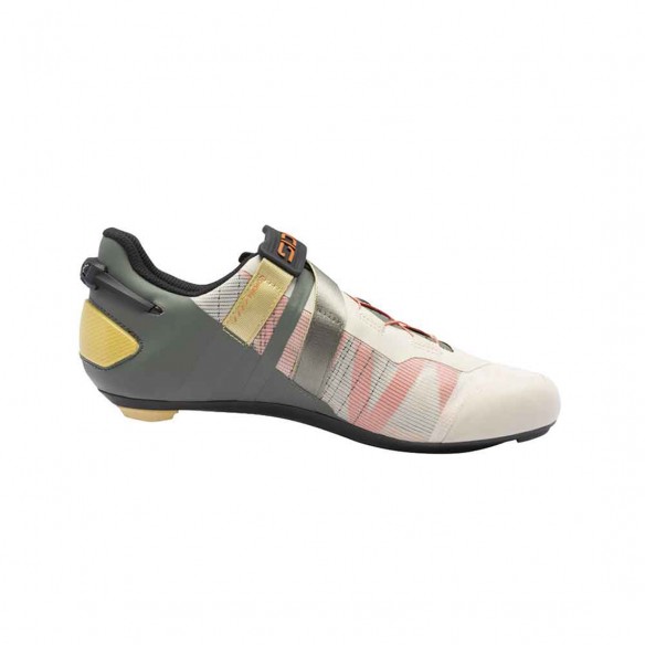 Zapatillas Wire 3 Arena/Coral fl