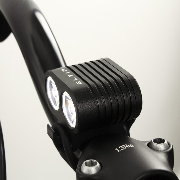 Luz delantera bicicleta Explorer 1600 Lúmenes