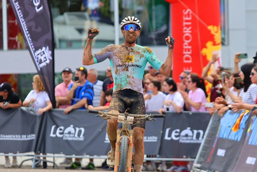 Pablo Rodríguez, del BUFF® Megamo, se proclama campeón de España de XC Marathon